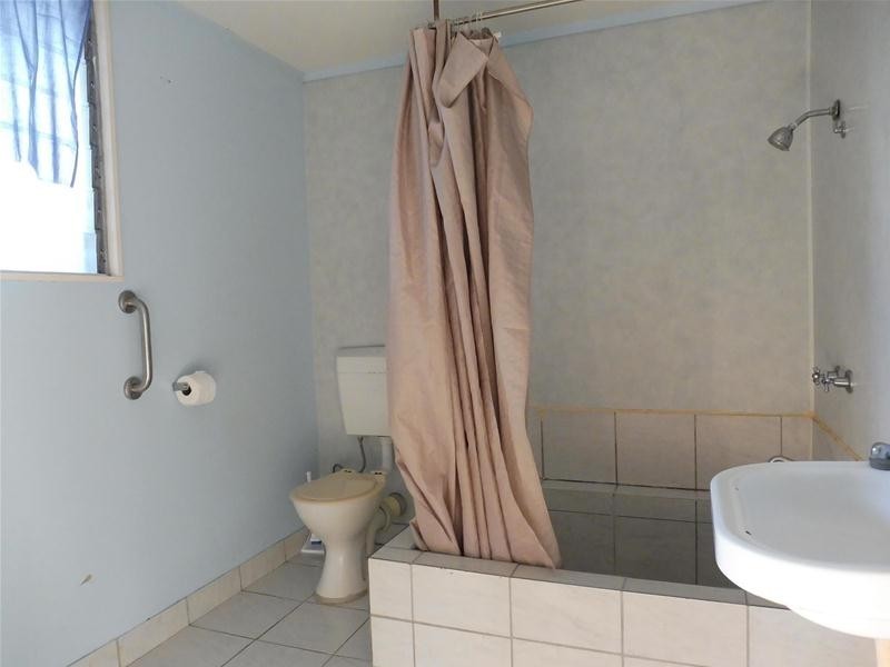 38 Waverley Street, Bucasia QLD 4750