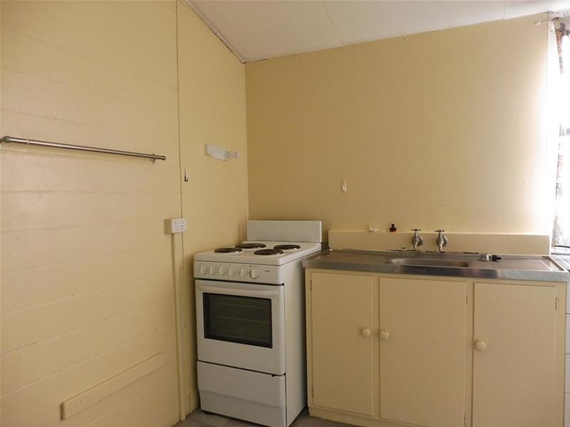 38 Waverley Street, Bucasia QLD 4750