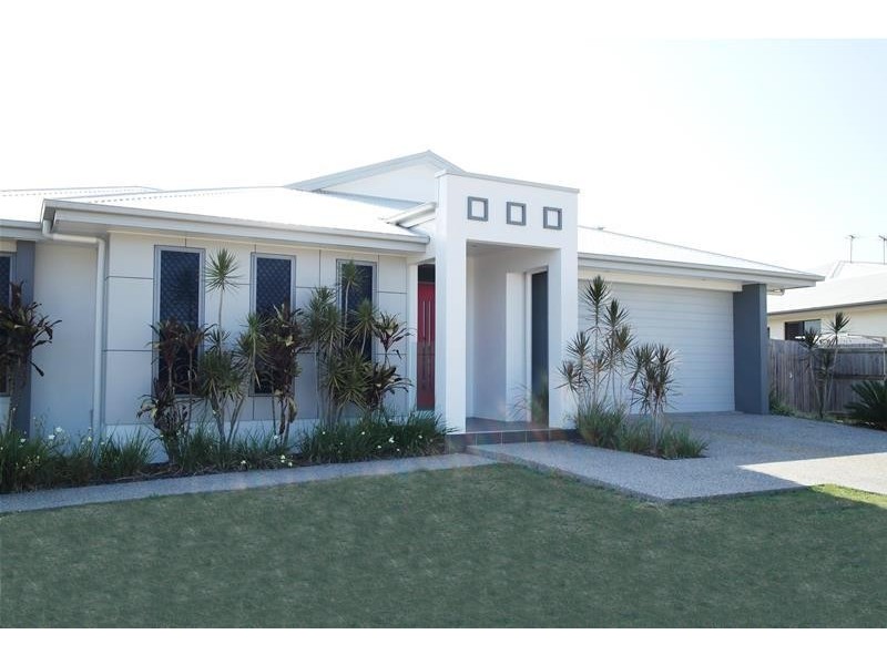 24 Pacific Avenue, Sarina QLD 4737