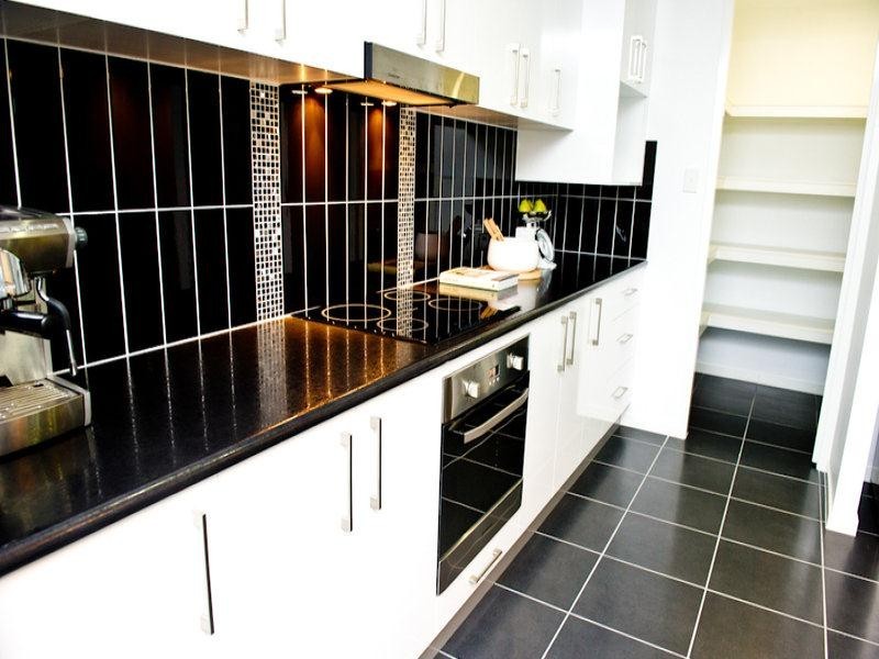 24 Pacific Avenue, Sarina QLD 4737