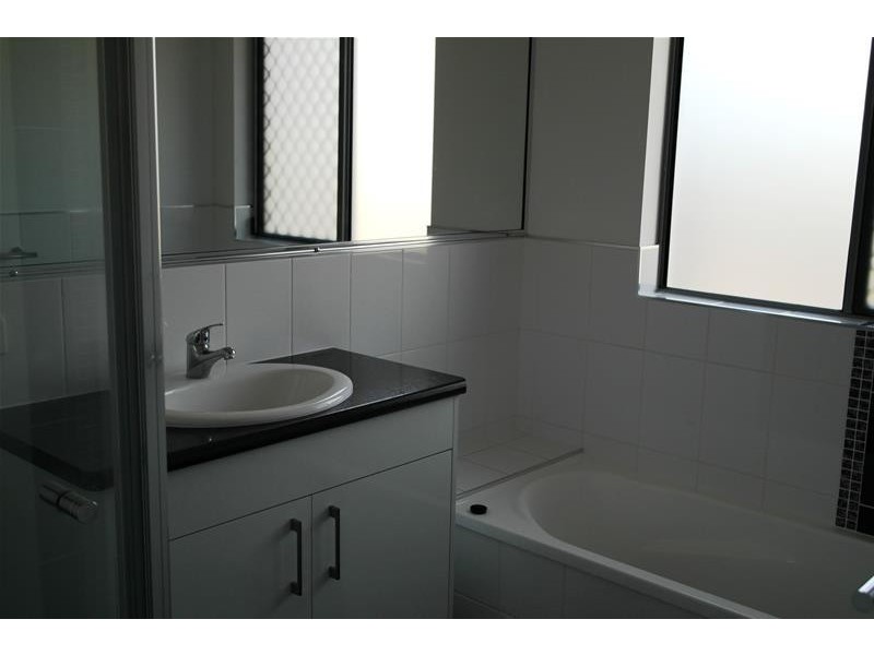 24 Pacific Avenue, Sarina QLD 4737