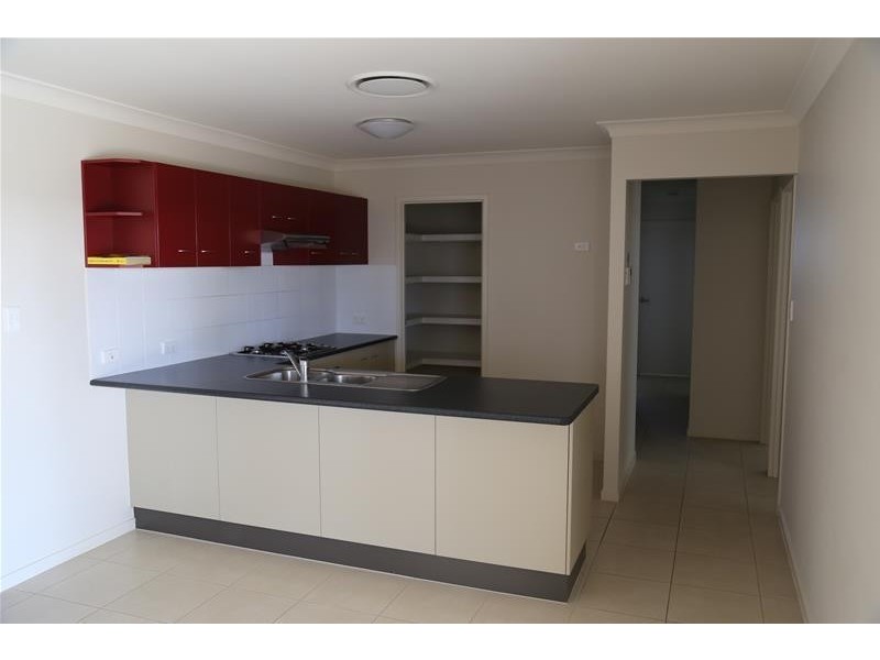 33 Anne Street, Nebo QLD 4742