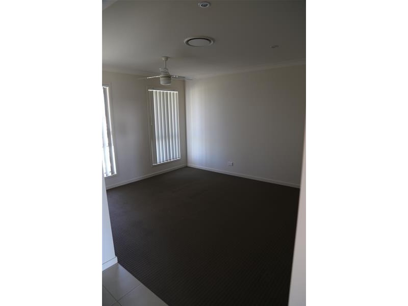 33 Anne Street, Nebo QLD 4742