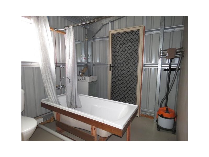 204 Howland Road, Ilbilbie QLD 4738