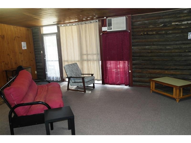 2/103 Miran Khan Drive, Freshwater Point QLD 4737