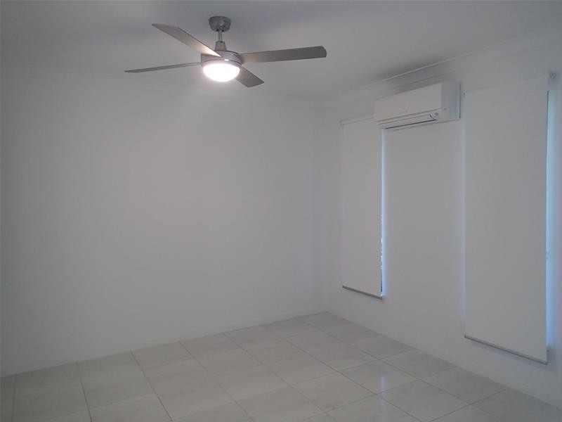 8a Reef Drive, Sarina QLD 4737