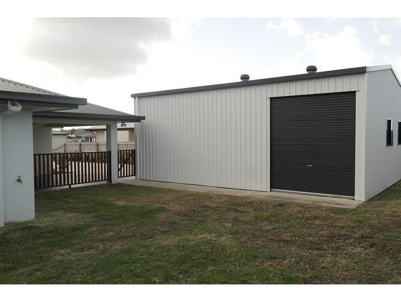 21 Reef Drive, Sarina QLD 4737