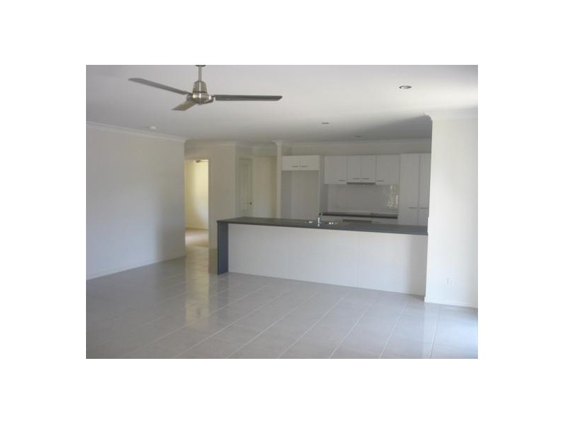 91 West Street, Sarina QLD 4737