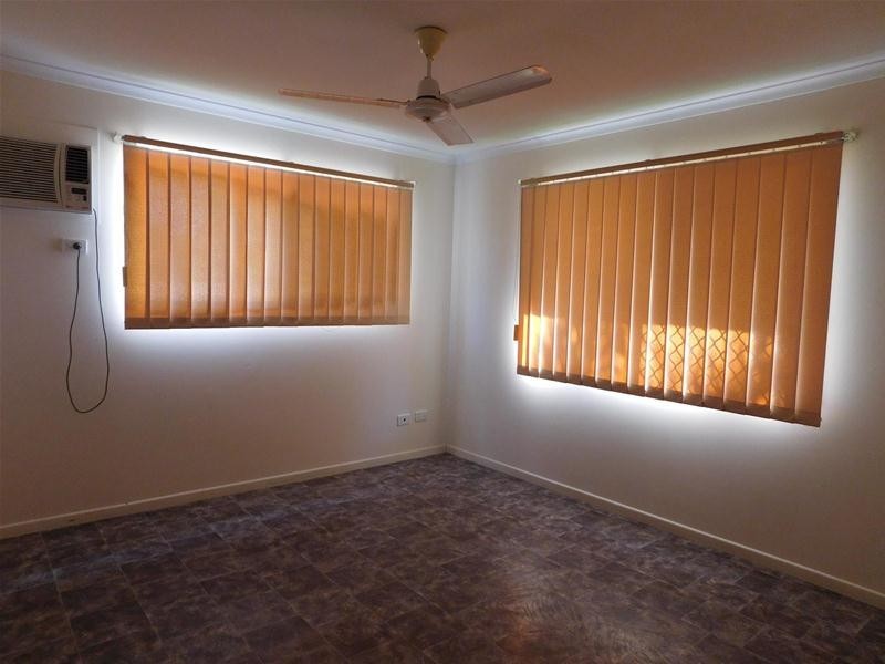 10 Crawford Street, Grasstree Beach QLD 4740