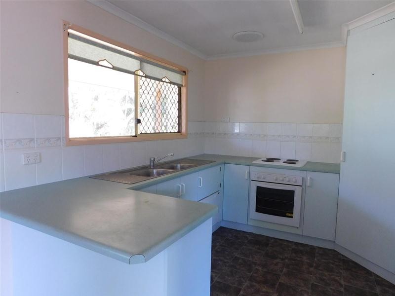 10 Crawford Street, Grasstree Beach QLD 4740