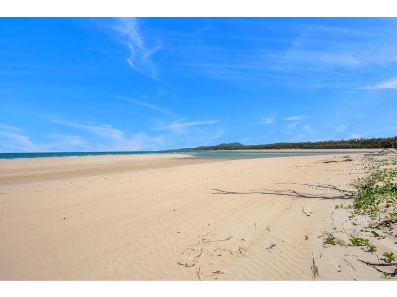 23 Peninsula Drive, Hay Point QLD 4740