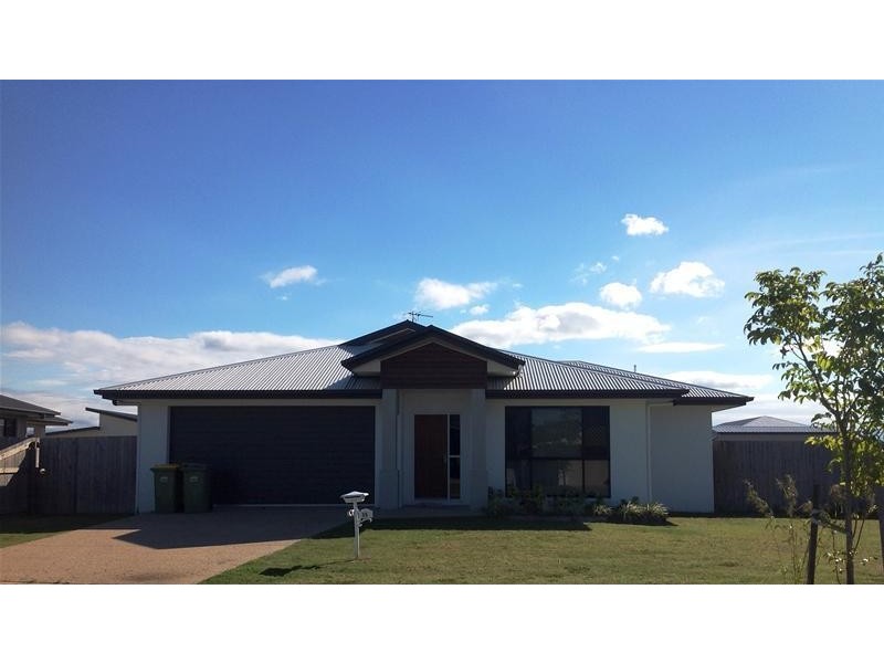 35 Pacific Avenue, Sarina QLD 4737