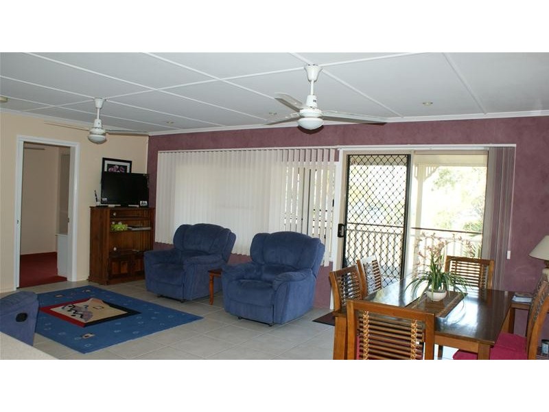 82 The Esplanade, Grasstree Beach QLD 4740