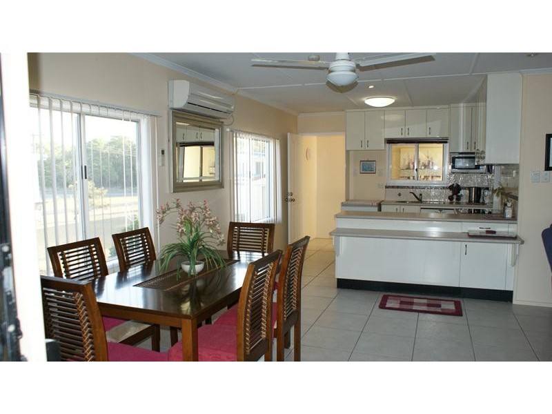 82 The Esplanade, Grasstree Beach QLD 4740