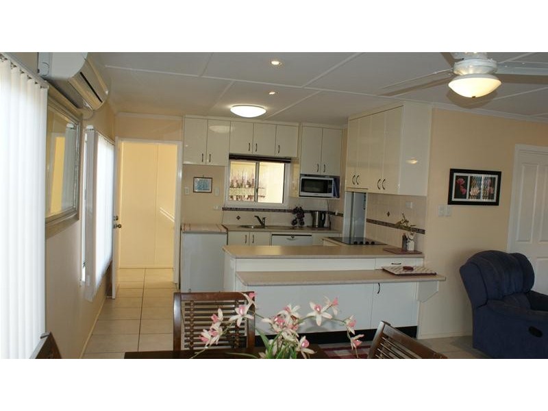 82 The Esplanade, Grasstree Beach QLD 4740