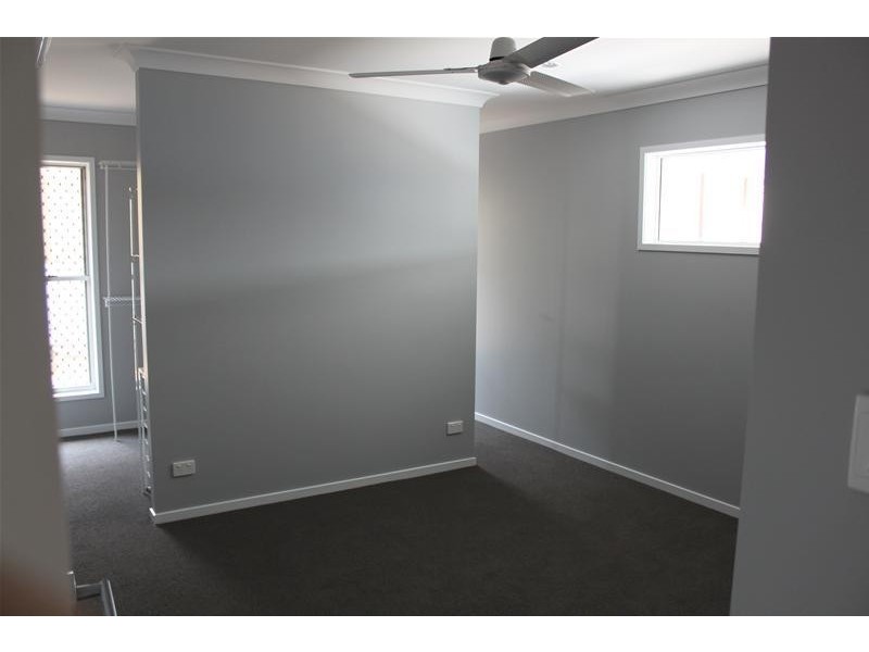 35 Kerrisdale Crescent, Beaconsfield QLD 4740