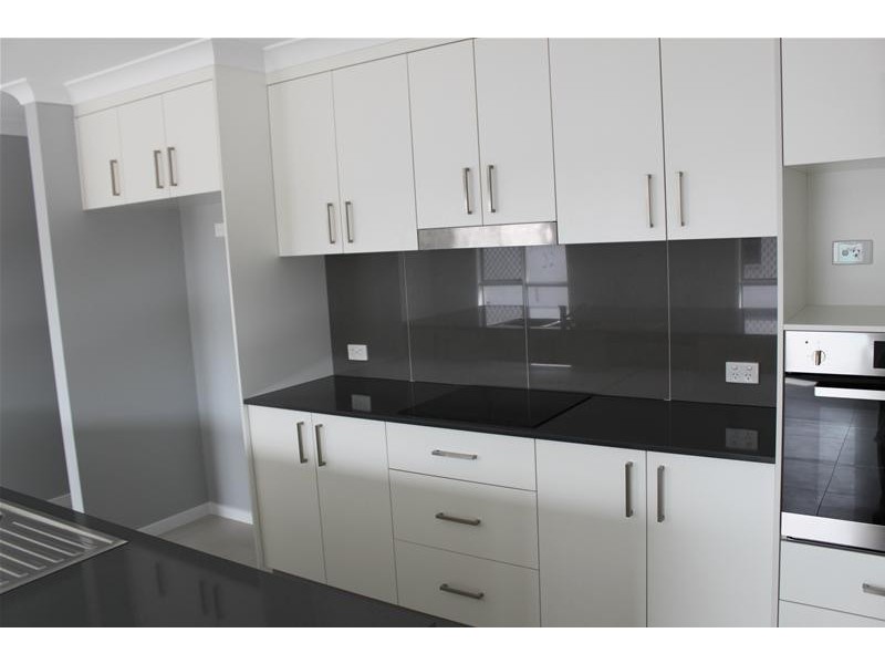 35 Kerrisdale Crescent, Beaconsfield QLD 4740