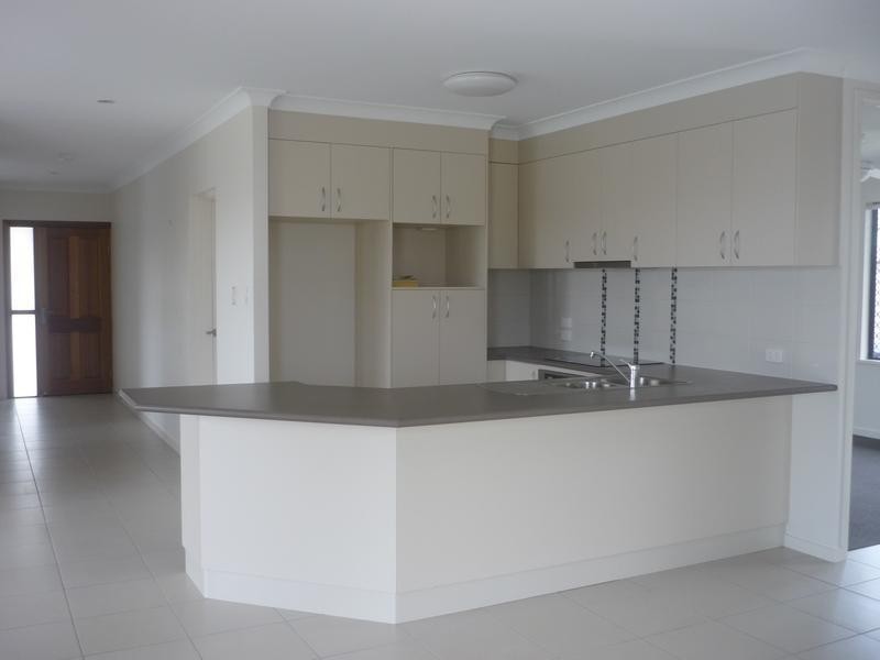 33 Pacific Avenue, Sarina QLD 4737