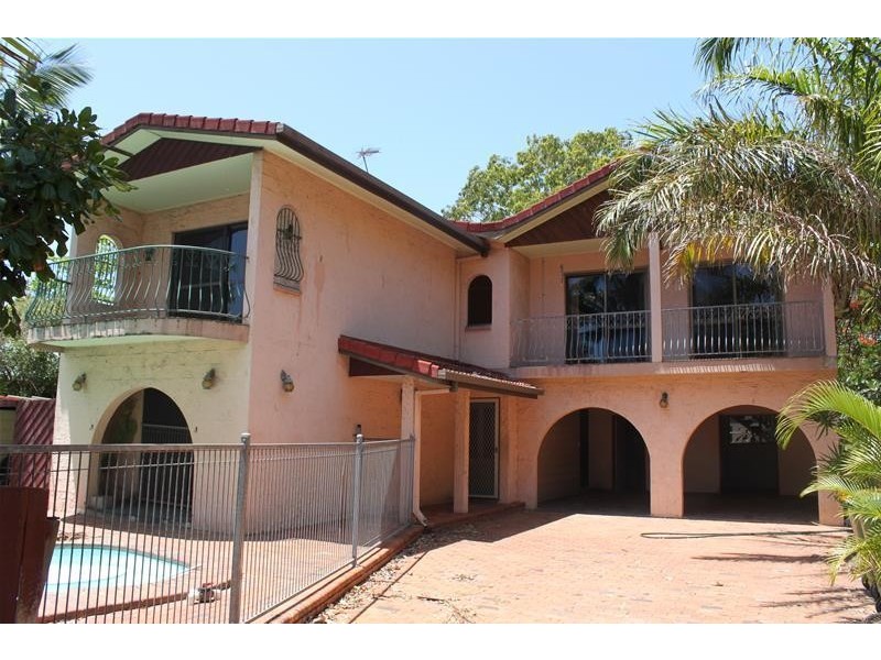 71 Edmunds Avenue, Hay Point QLD 4740