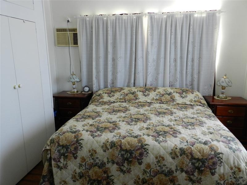 6 Ware Avenue, Sarina QLD 4737