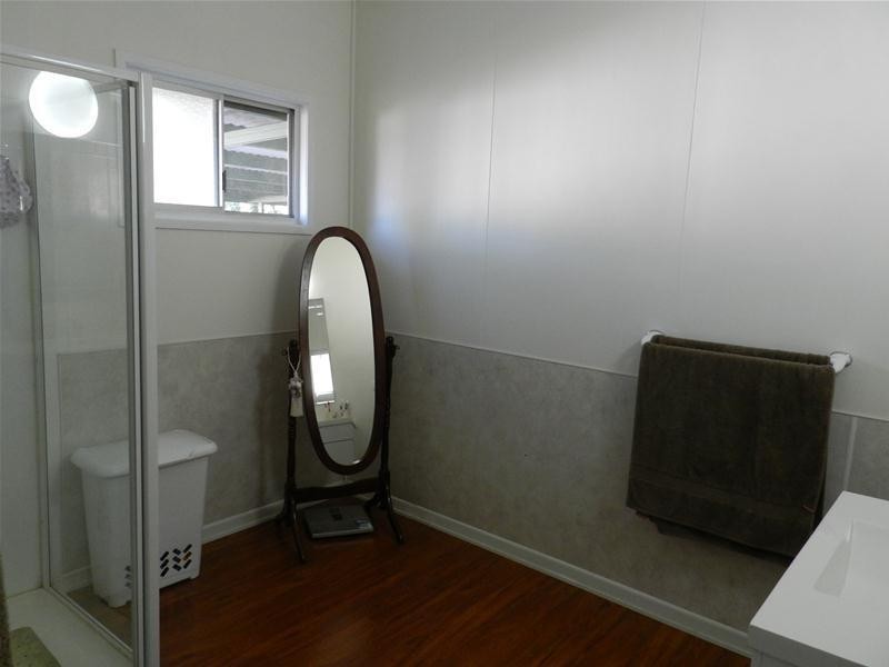 6 Ware Avenue, Sarina QLD 4737