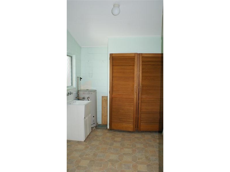 4/47 Owen Jenkins Drive, Sarina Beach QLD 4737