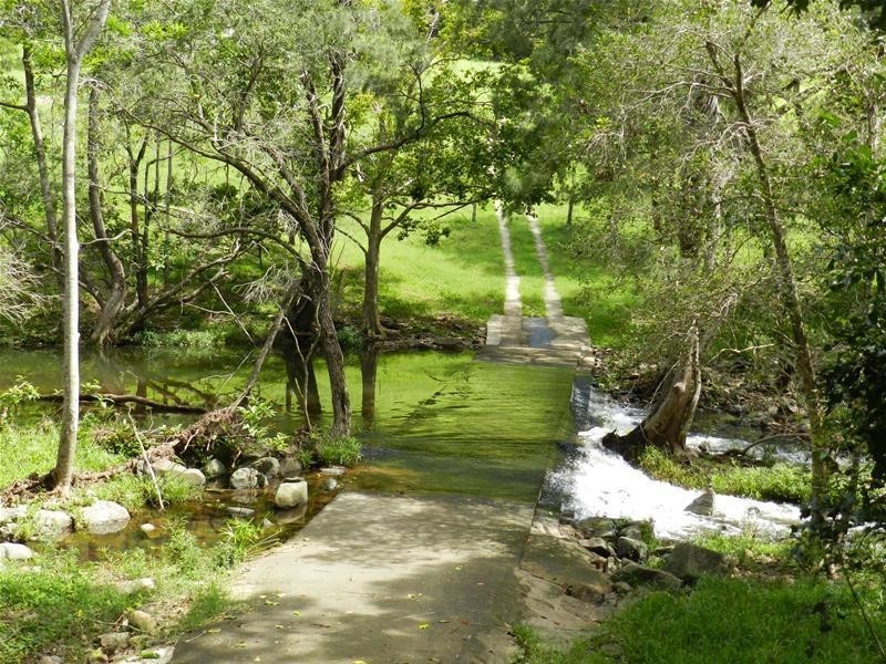 176 Middle Creek Road, Sarina QLD 4737