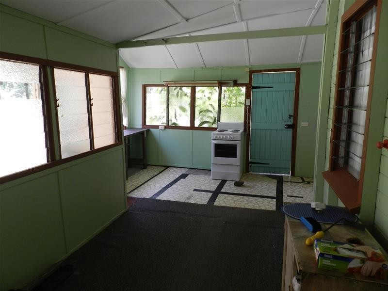 176 Middle Creek Road, Sarina QLD 4737