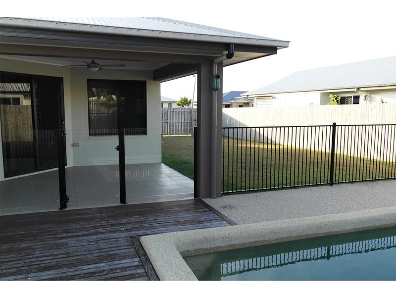 38 Pacific Avenue, Sarina QLD 4737