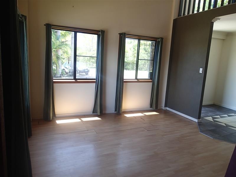 52 Crescent Street, Armstrong Beach QLD 4737