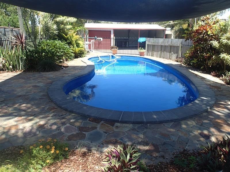 52 Crescent Street, Armstrong Beach QLD 4737