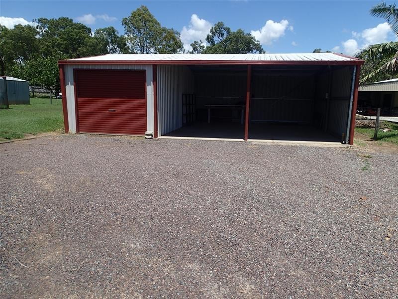 52 Crescent Street, Armstrong Beach QLD 4737