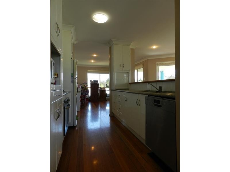 31 Poole Street, Sarina Beach QLD 4737