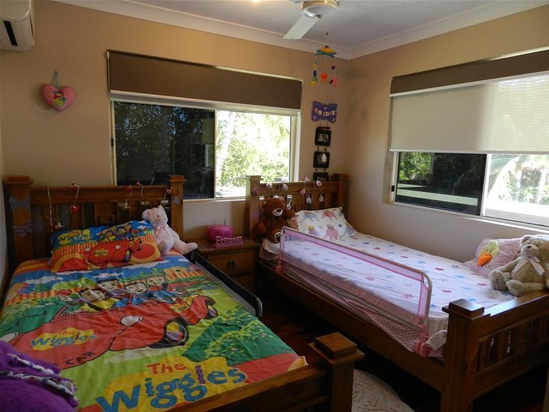 31 Poole Street, Sarina Beach QLD 4737