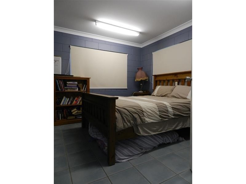 31 Poole Street, Sarina Beach QLD 4737