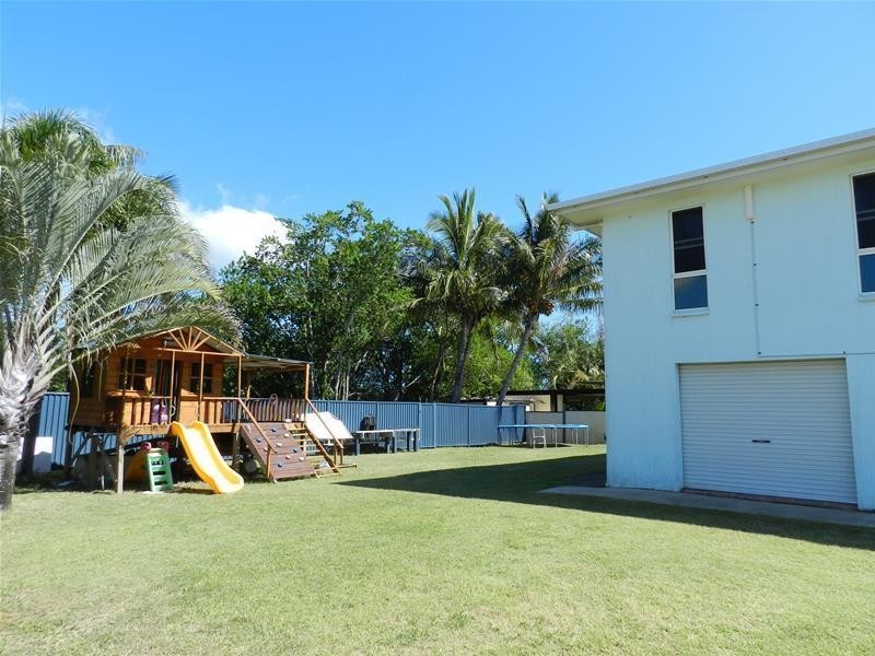 31 Poole Street, Sarina Beach QLD 4737