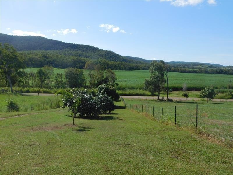53 Muller Road, Sarina QLD 4737