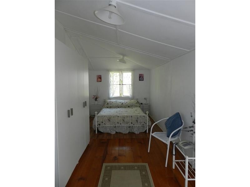 93449 Bruce Highway, Bakers Creek QLD 4740