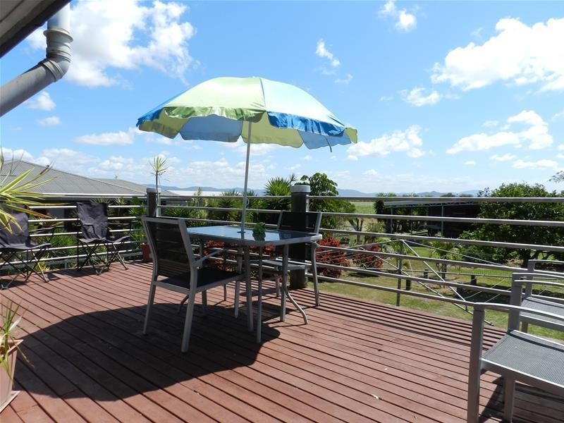 93449 Bruce Highway, Bakers Creek QLD 4740