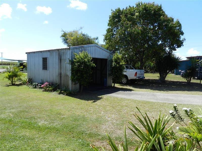 93449 Bruce Highway, Bakers Creek QLD 4740