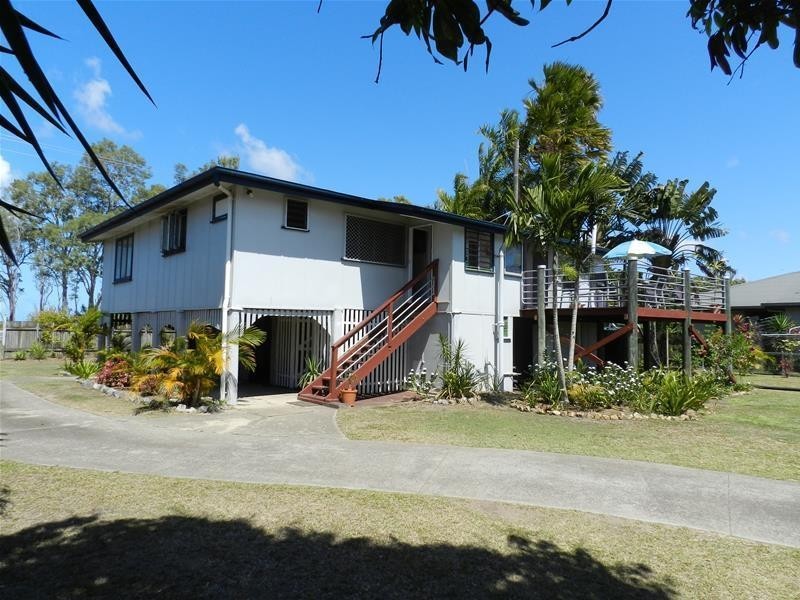 93449 Bruce Highway, Bakers Creek QLD 4740