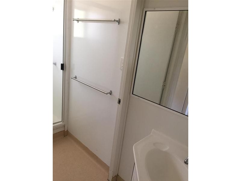 1/33 Reynolds Street, Nebo QLD 4742