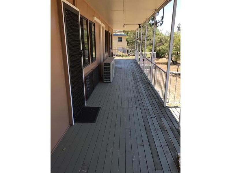 1/33 Reynolds Street, Nebo QLD 4742