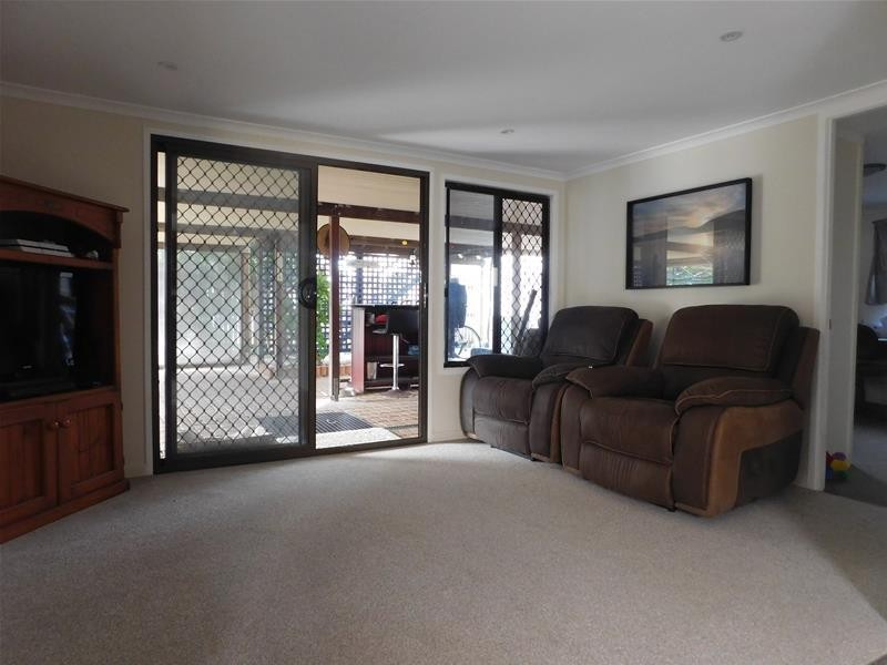 51 Zelma Street, Grasstree Beach QLD 4740