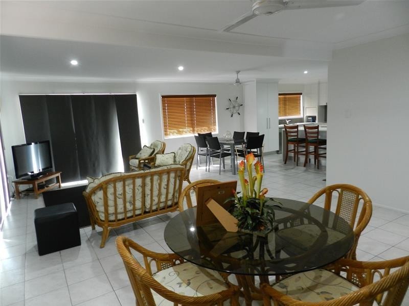 10 Captain Blackwood Drive, Sarina Beach QLD 4737