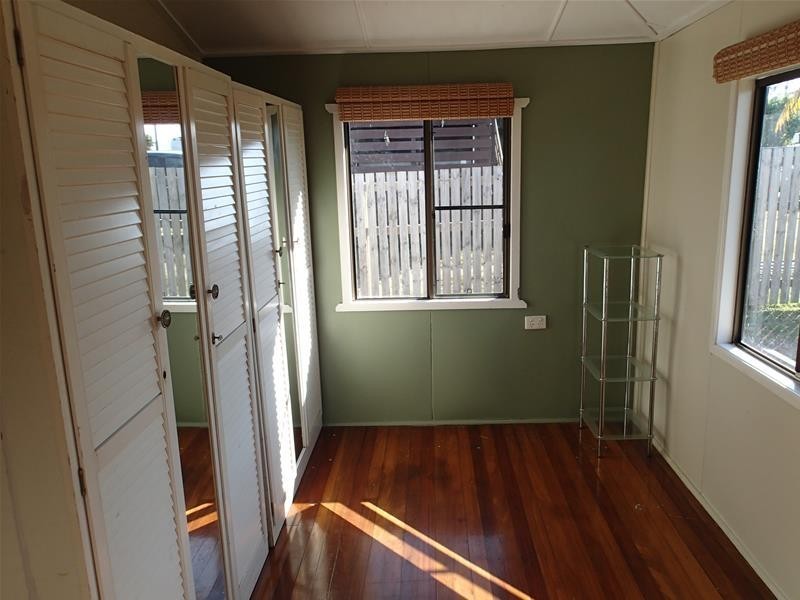 49 Beach Road, Sarina QLD 4737