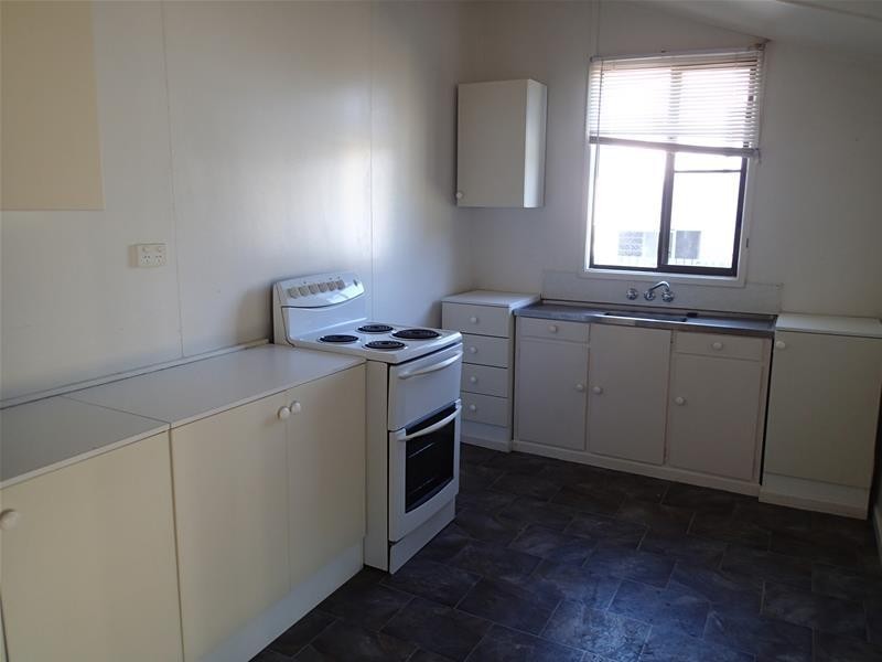 49 Beach Road, Sarina QLD 4737