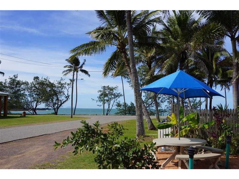 33 Zelma Street, Grasstree Beach QLD 4740