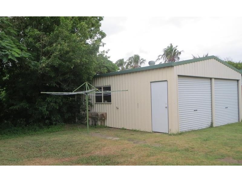 3 Poole Street, Sarina Beach QLD 4737