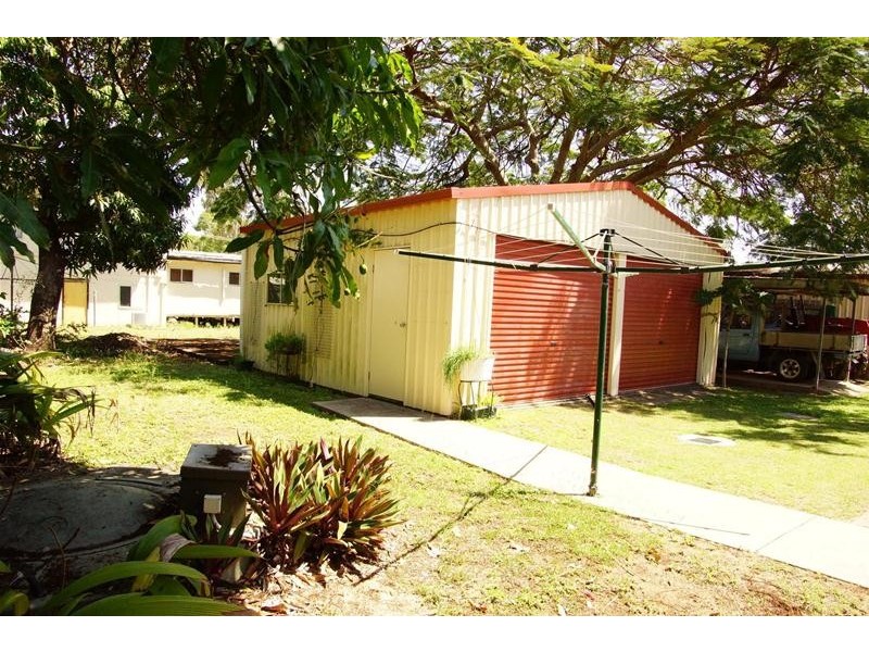 130 The  Esplanade, Grasstree Beach QLD 4740